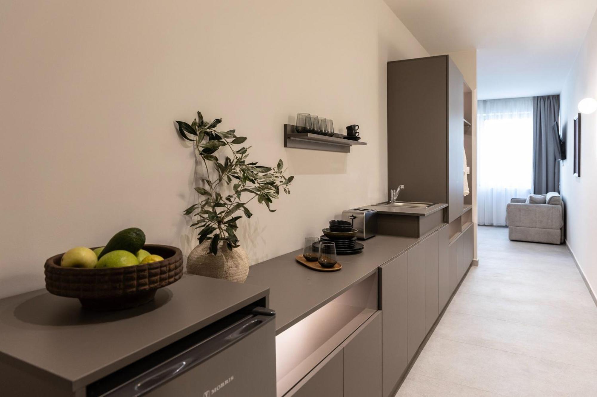 Celestial Athens Suites At Praxitelous Exterior photo